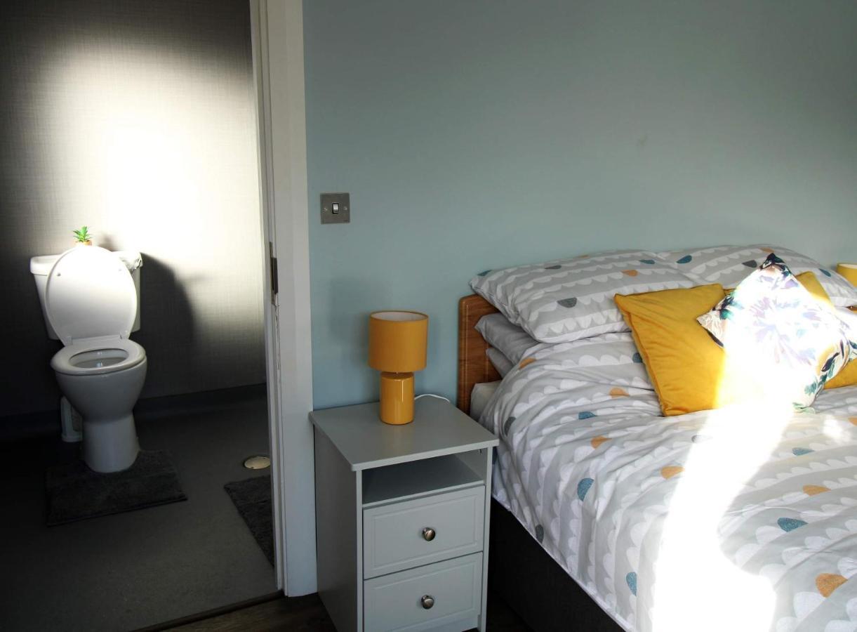 Achill Surf Centre Hostel Bellanasally Bagian luar foto