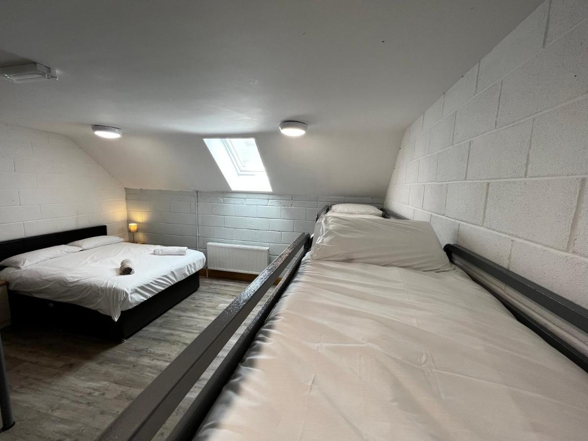 Achill Surf Centre Hostel Bellanasally Bagian luar foto